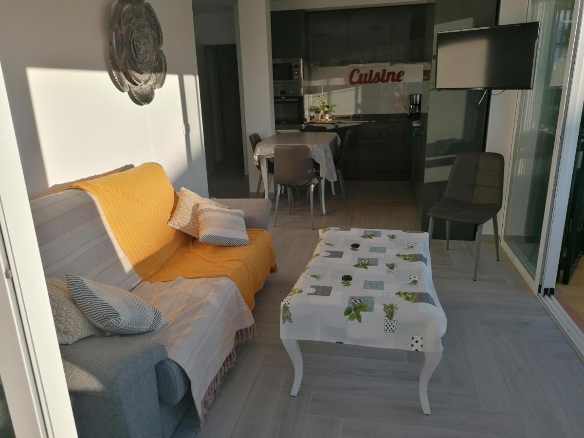 Appartement Moderne Pour 6 Adultes Benalmádena Zewnętrze zdjęcie